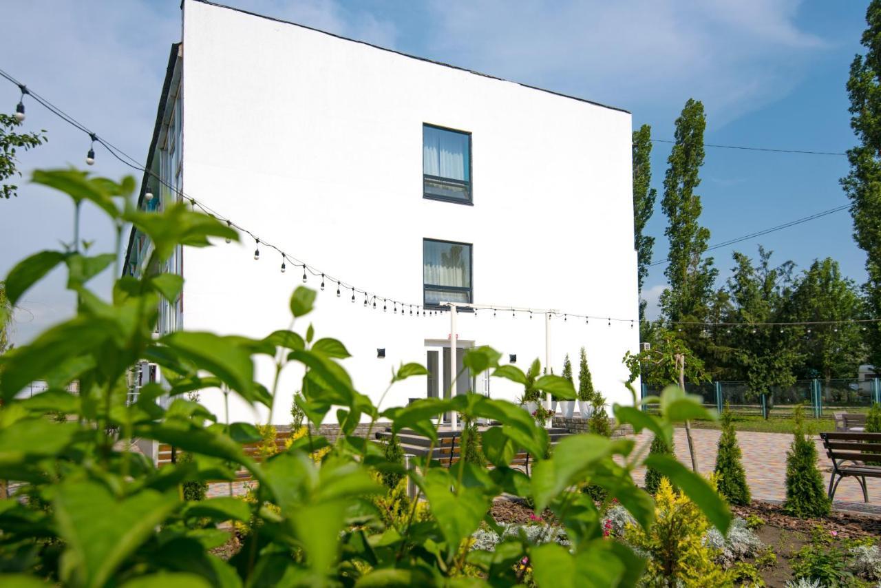 Reef Hotel Kobleve Kültér fotó